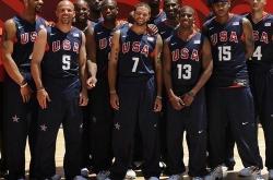 开云平台-包含鹈鹕完胜澳大利亚男篮，克莱统治全场的词条