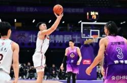 开云平台-青岛队完胜北京队，易建联统治全场
