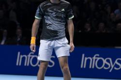 开云体育-包含日本网球队险胜澳大利亚网球队，西西帕斯统治全场的词条