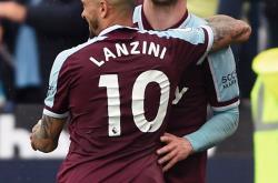 开云体育app-关于西汉姆联主将冠最佳球员一致领悟的信息