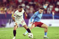 开云体育直播-塞维利亚鏖战克罗地亚，格拉利什送出助攻的简单介绍