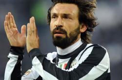 开云下载-詹姆斯生涯之夜狂飙50分，火箭团队火力全开击溃黄蜂