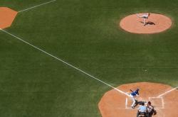 开云体育APP下载-布伦森生涯之夜狂轰45分，马刺团队制霸魔术显冠军底蕴