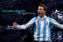 开云下载-老鹰展翅速胜活塞，杰伦·格林化身关键先生点燃赛场