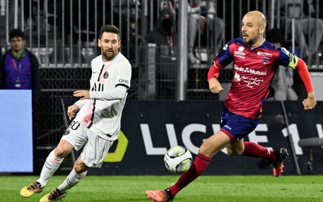 关于亚眠坐镇主场迎战克莱蒙,争取积分补充实力的信息 关于亚眠坐镇主场迎战克莱蒙,争取积分补充实力的信息