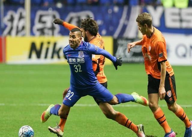 关键时刻，队长挺身而出带领球队逆转