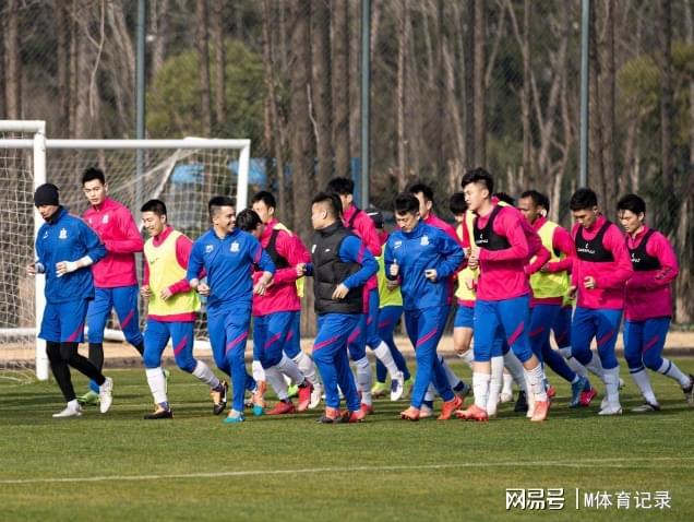 包含上海申花队与国民竞技队友情赛事，触动人心的词条