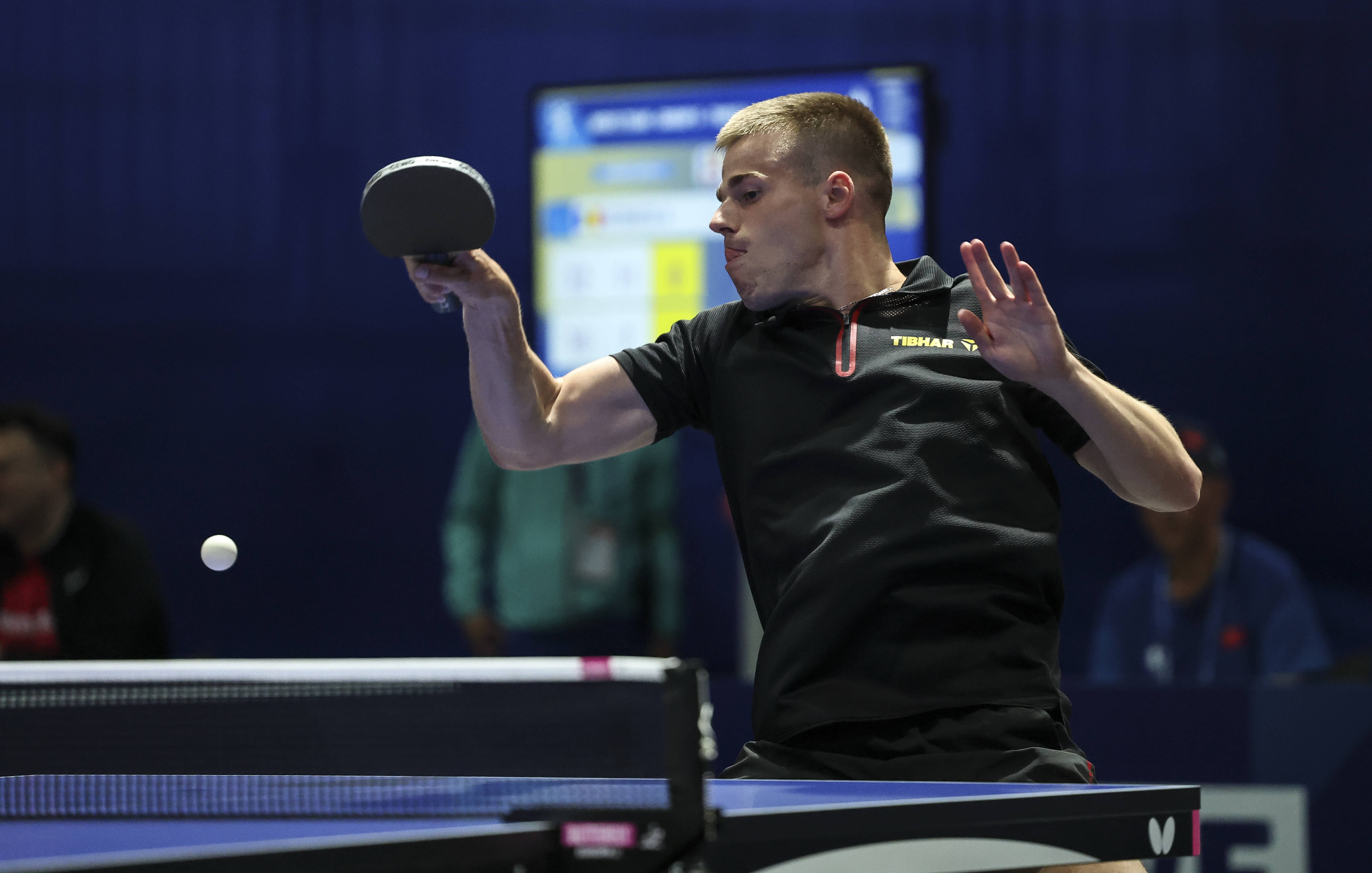 包含比利时乒乓球队轻取韩国乒乓球队，马龙关键制胜的词条