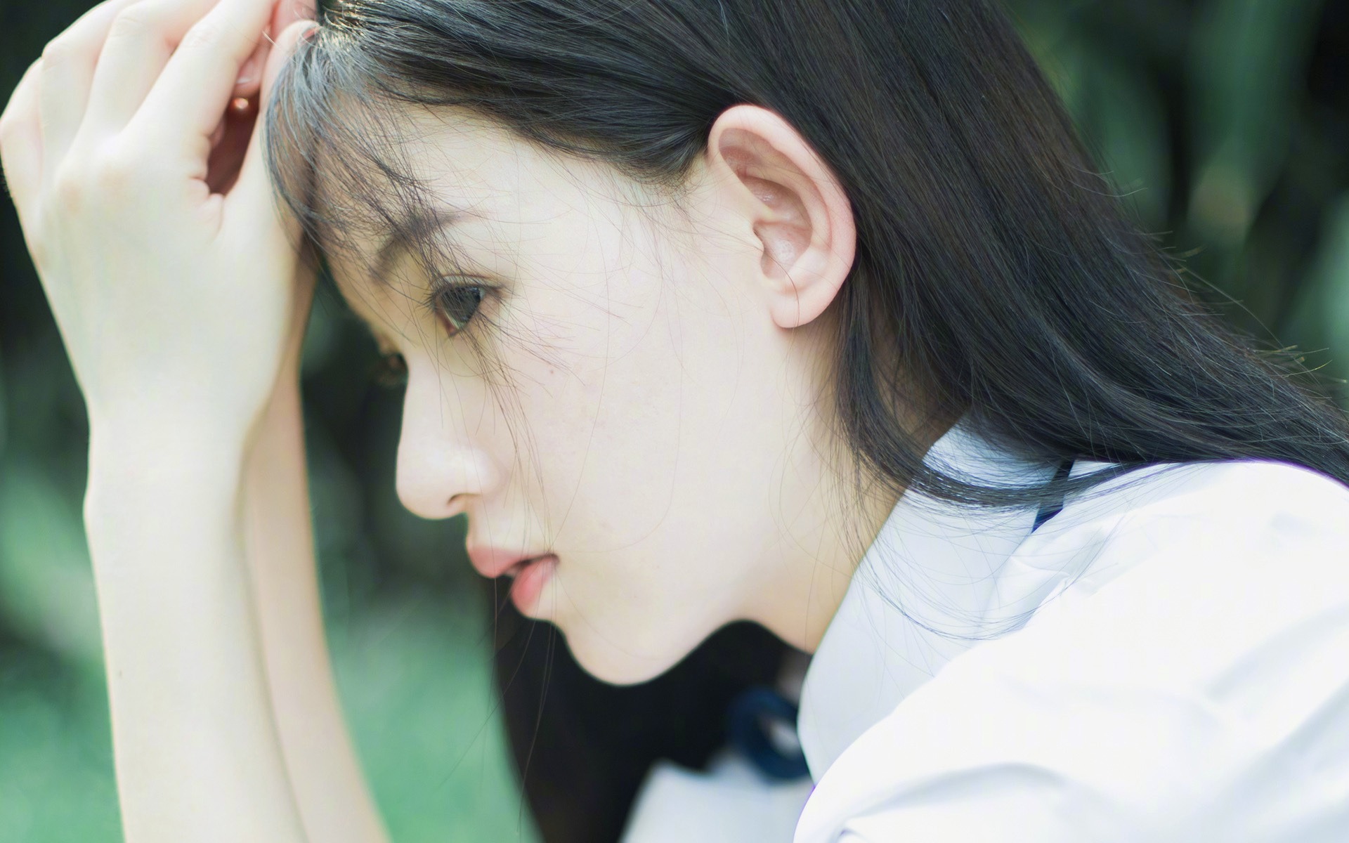 绿茵场上的绝杀与篮球场的终场哨响，体育竞技中唯一性的永恒瞬间