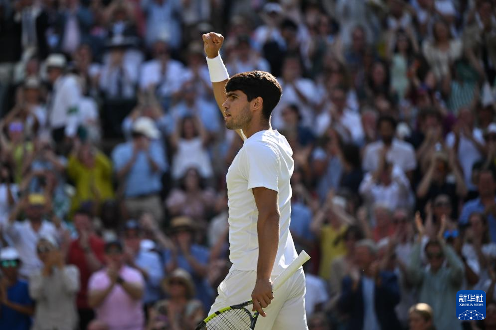 包含美网绝杀温网，辛纳惊艳四座的词条