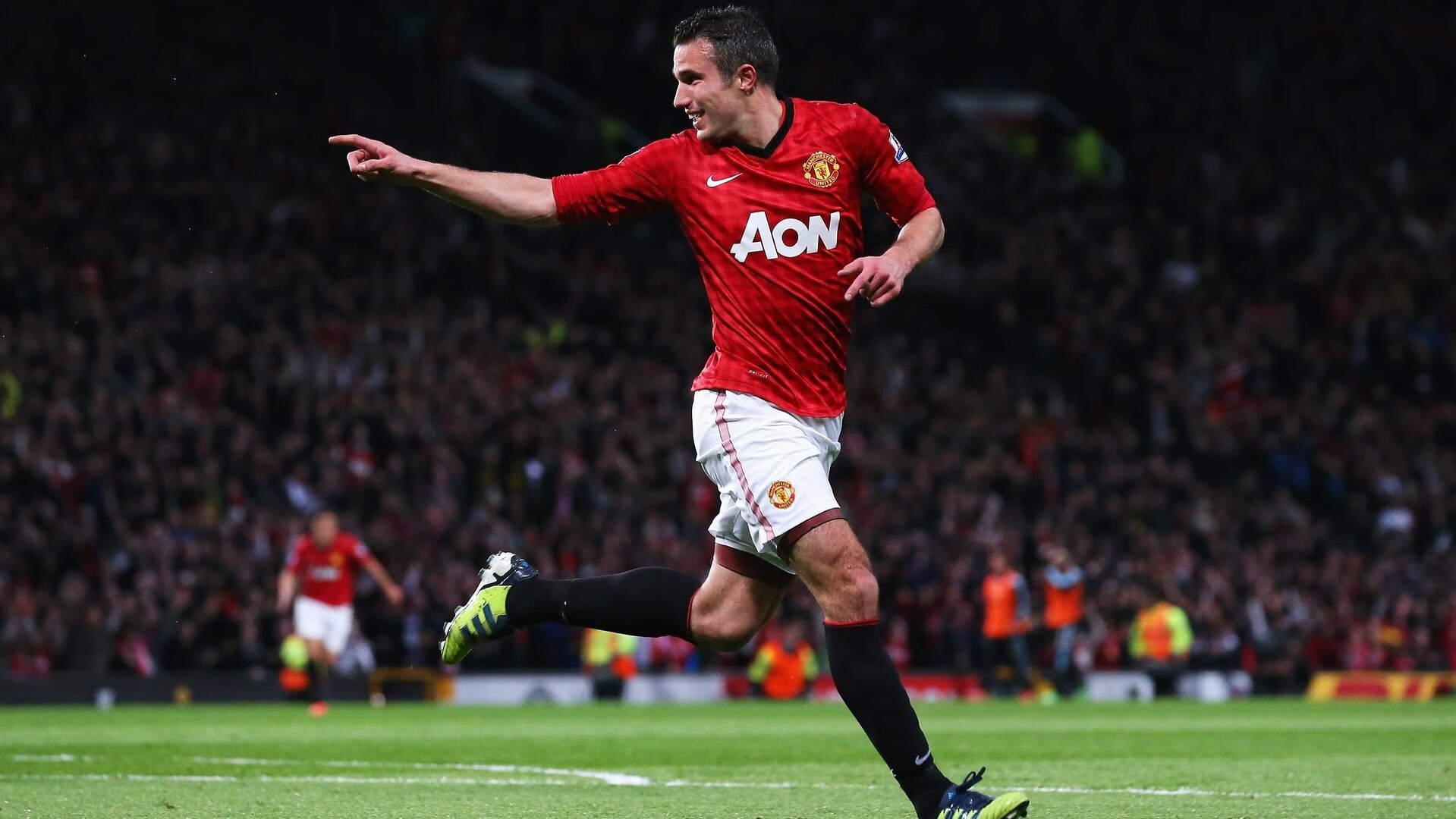 独行侠巅峰对决力克老鹰,浓眉惊艳四座诠释统治力